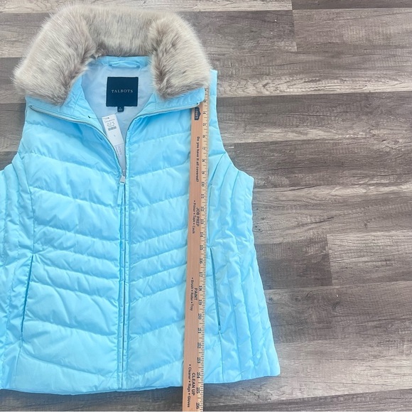 Talbots NWT Faux Fur Collar Down Puffer Vest - Picture 7 of 12